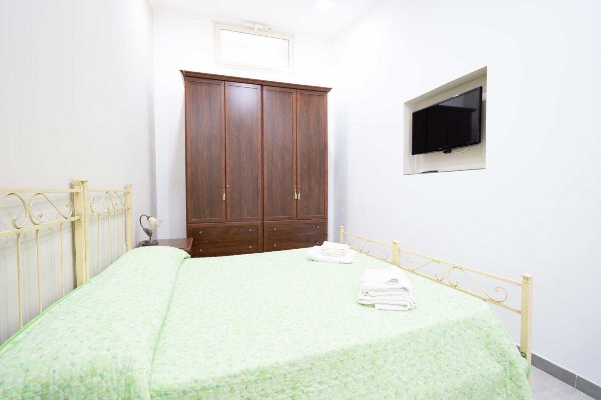 Casa Vacanza Serafino Lägenhet Catania Exteriör bild